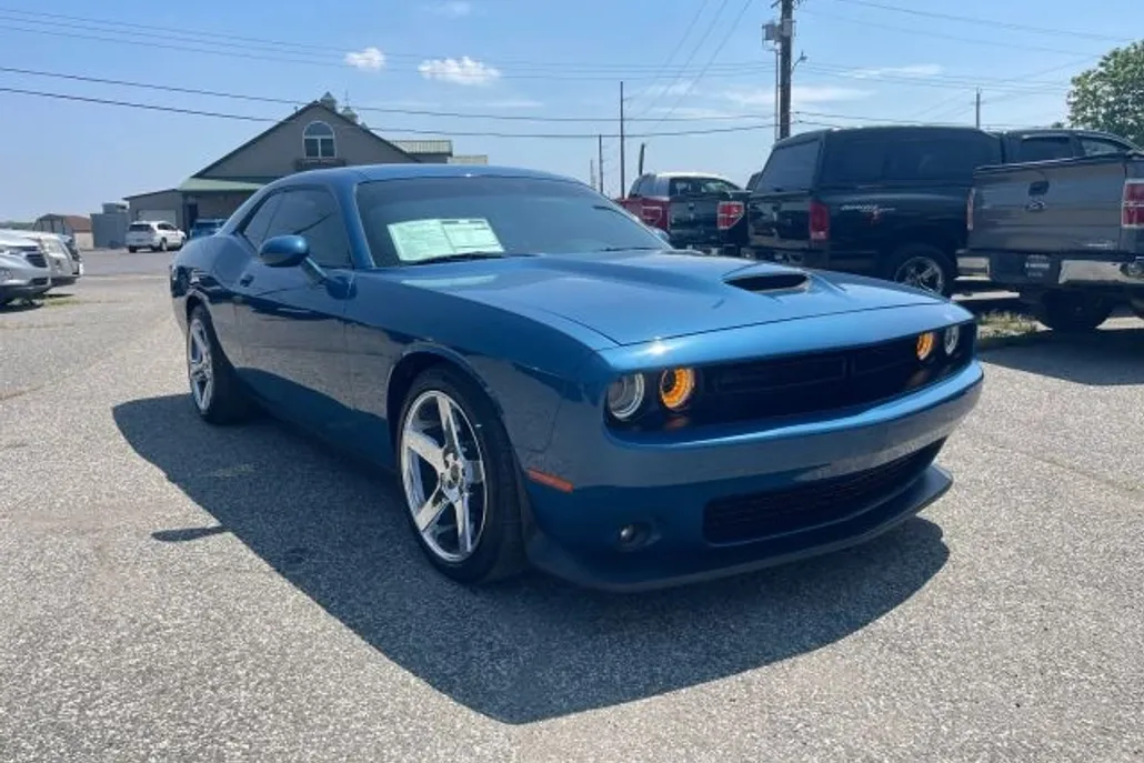 2021 Dodge Challenger GT photo 1