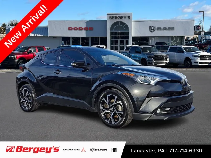 2019 Toyota C-HR Limited photo 1