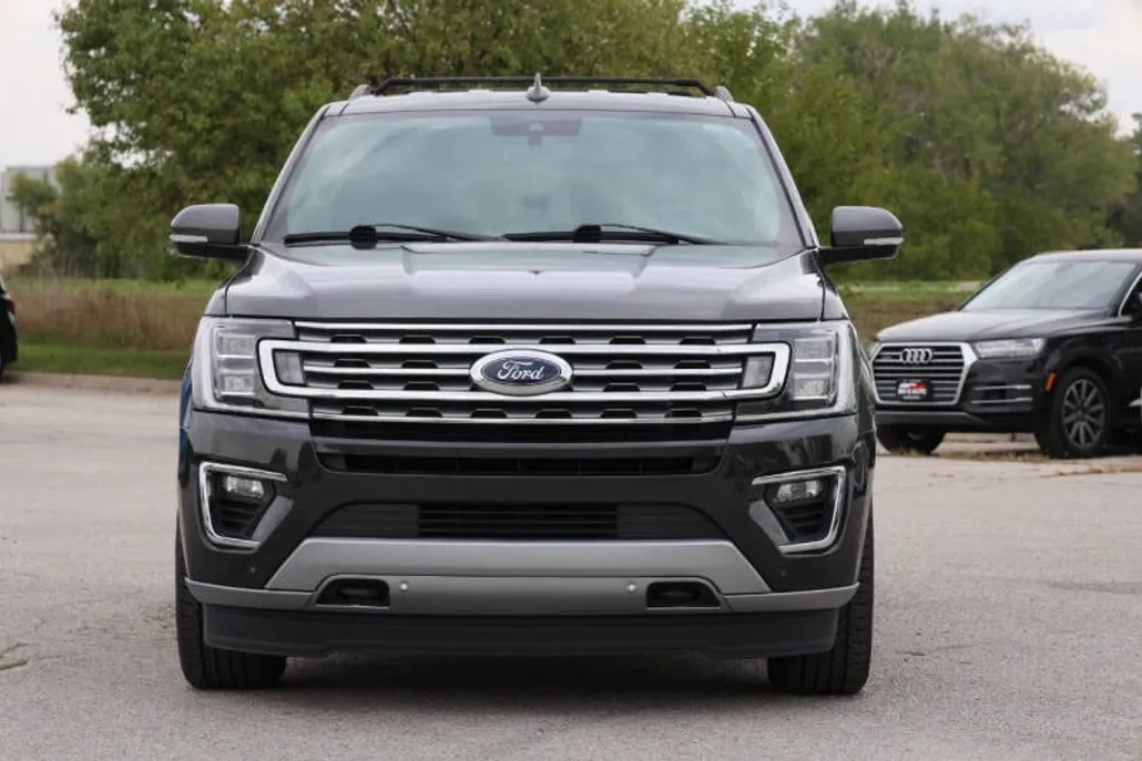 2021 Ford Expedition Limited photo 1