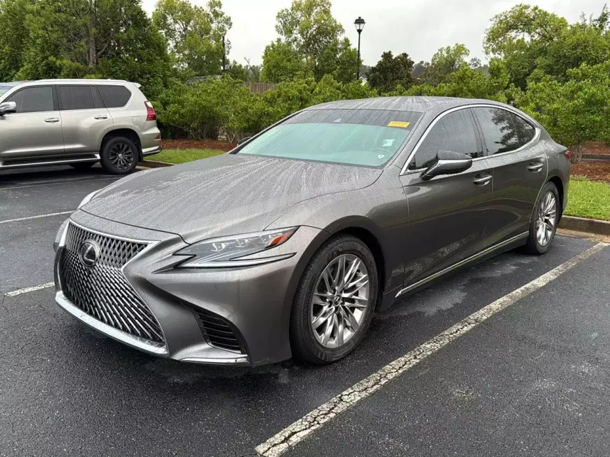 2018 Lexus LS 500 photo 1