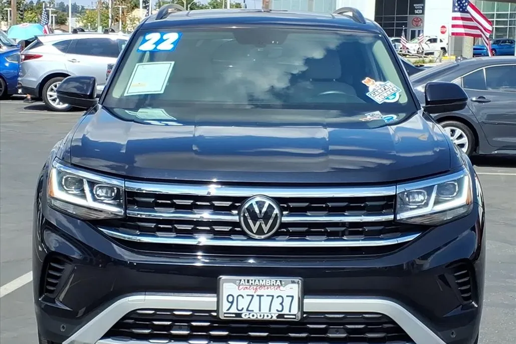 2022 Volkswagen Atlas SE Technology photo 1