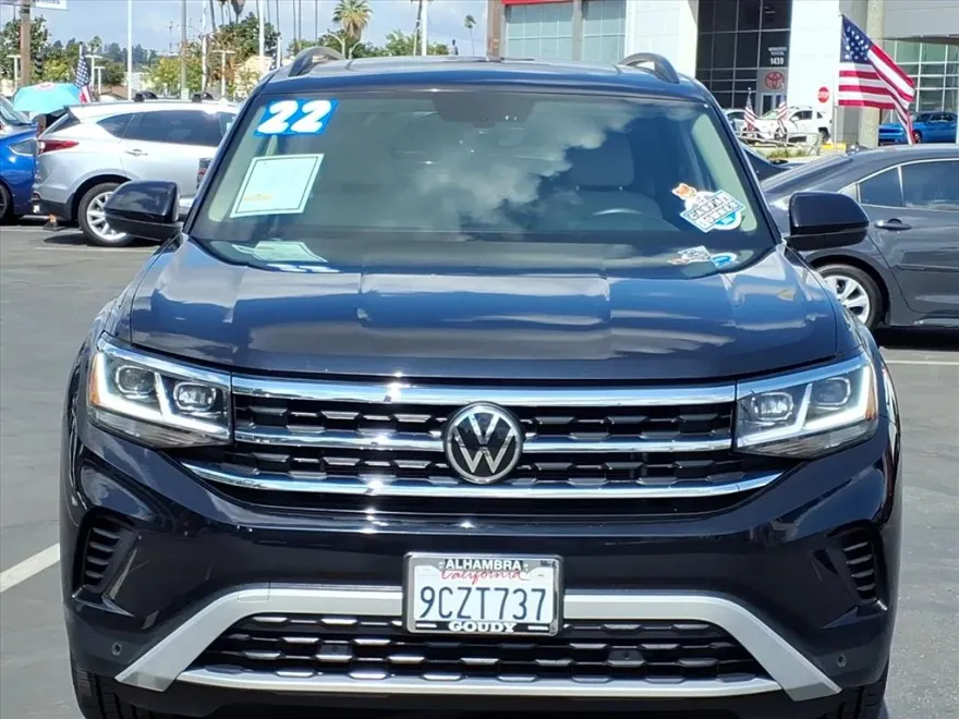 2022 Volkswagen Atlas SE Technology photo 1