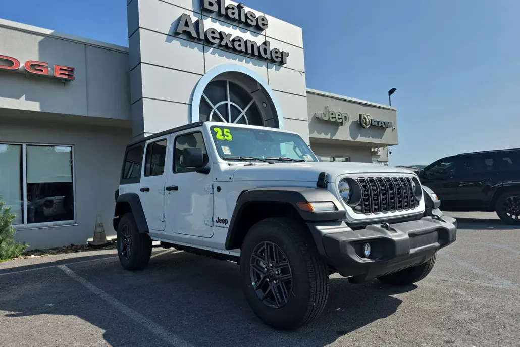 2025 Jeep Wrangler Sport S photo 1