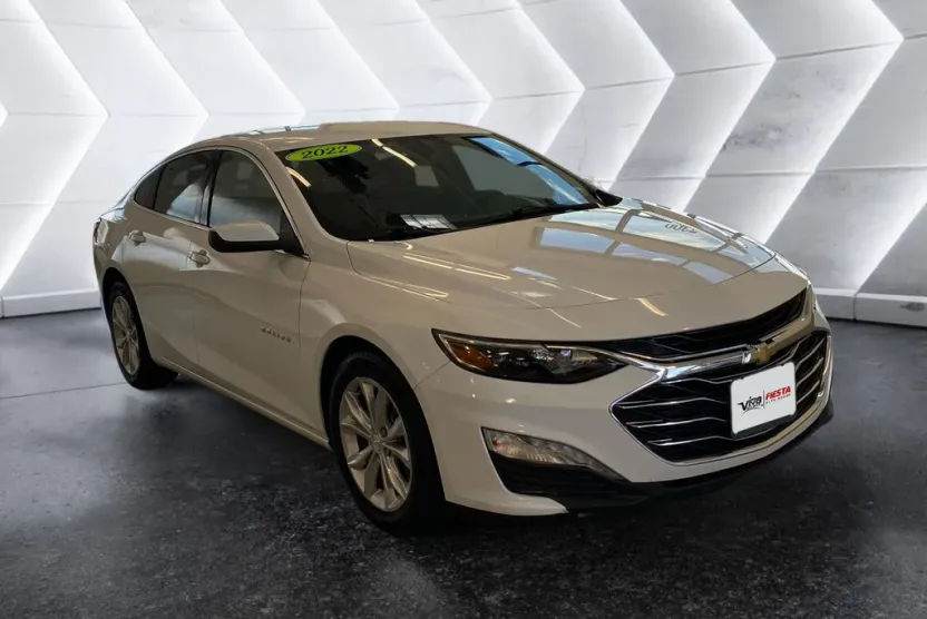 2022 Chevrolet Malibu 1LT photo 1