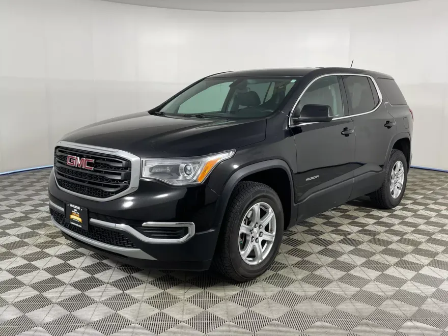 2017 Gmc Acadia SLE photo 1