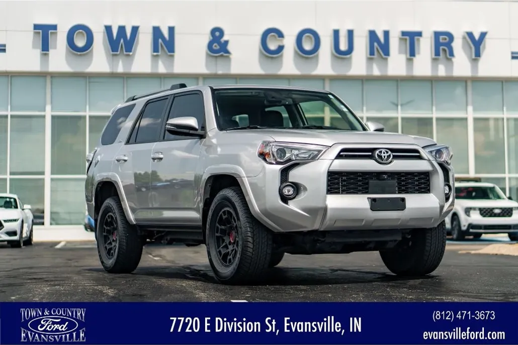 2023 Toyota 4Runner SR5 Premium photo 1