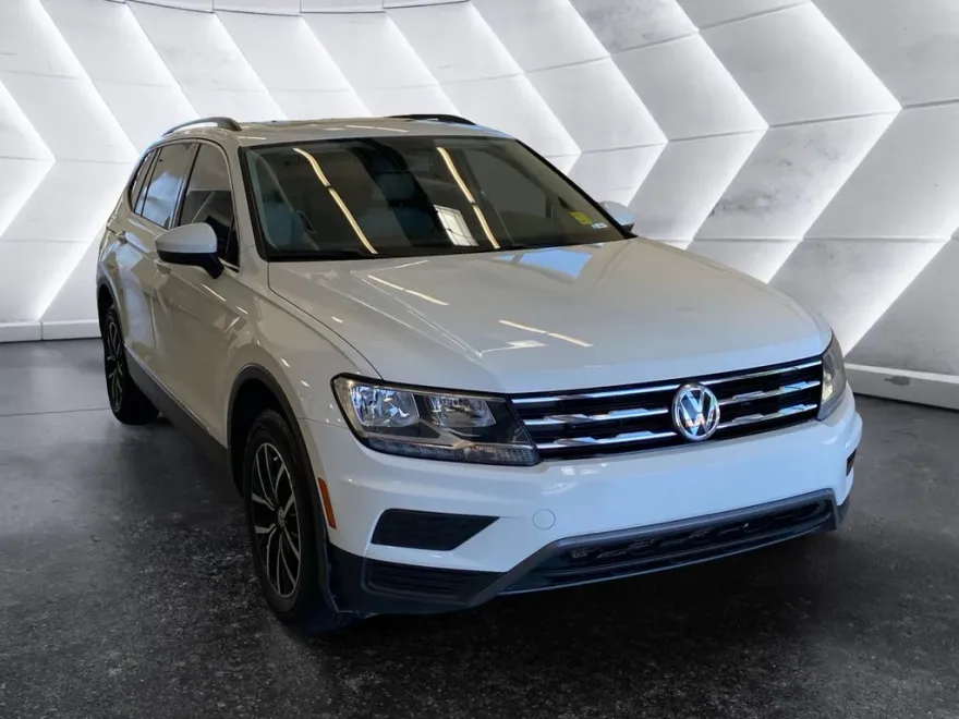 2021 Volkswagen Tiguan SE photo 1