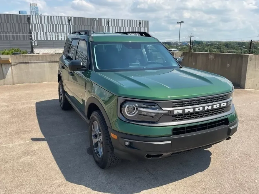 2023 Ford Bronco Sport Badlands photo 1