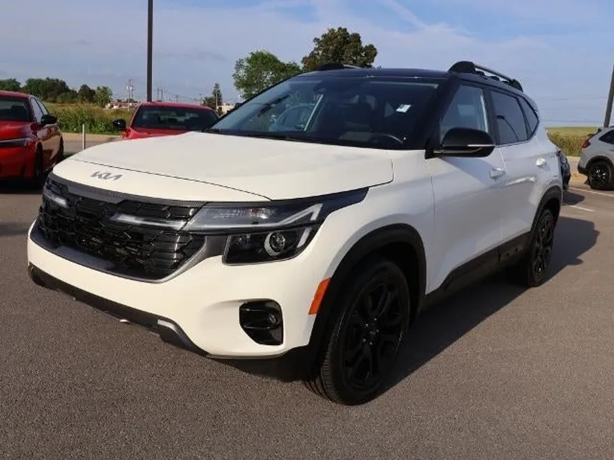 2024 Kia Seltos X-Line photo 1