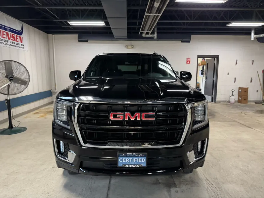 2022 Gmc Yukon XL SLE photo 1