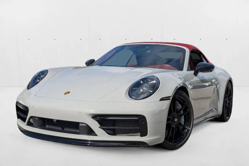 2023 Porsche 911 4 GTS photo 1