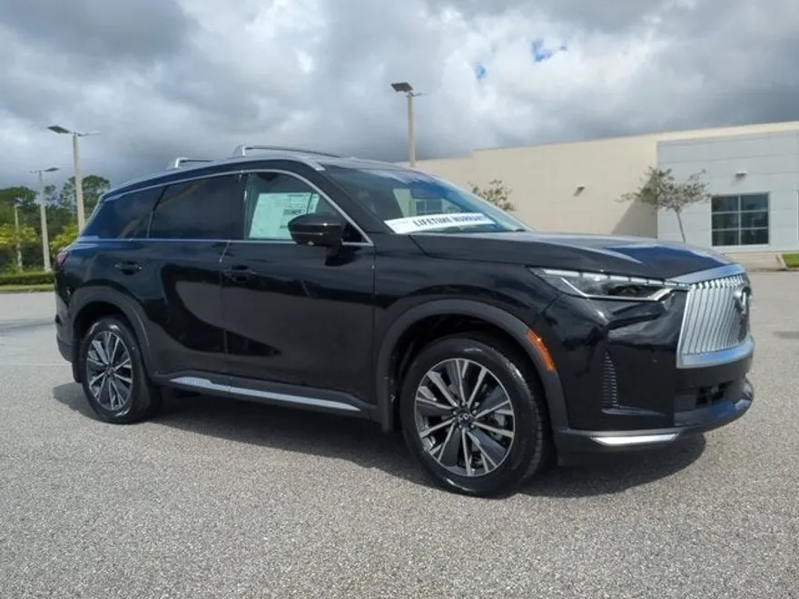2026 Infiniti QX60 Luxe photo 1