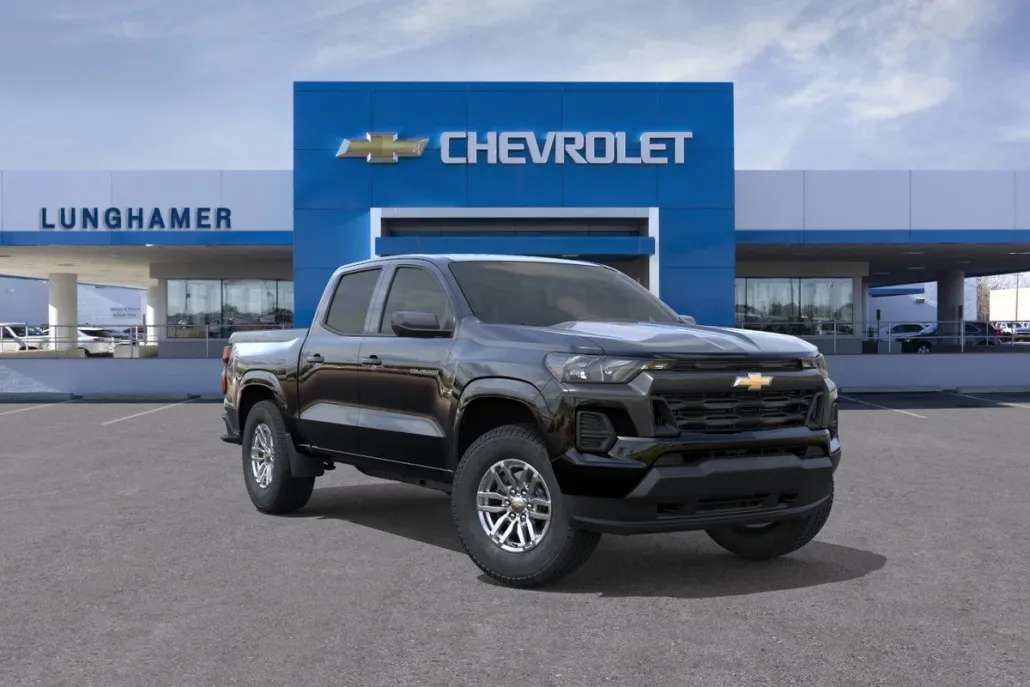 2026 Chevrolet Colorado LT photo 1