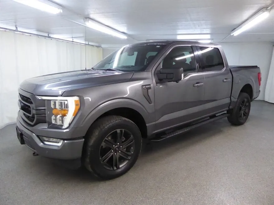 2021 Ford F-150 XLT photo 1