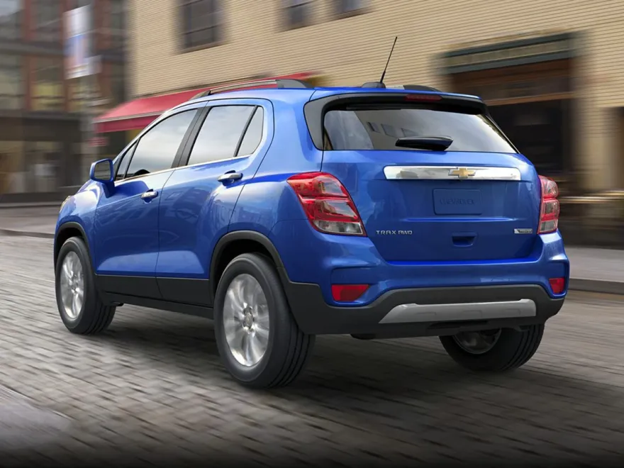 2017 Chevrolet Trax LT photo 1