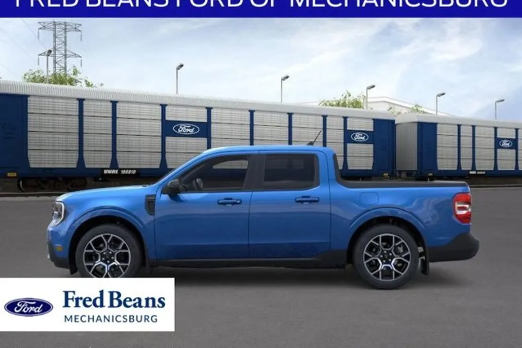 2025 Ford Maverick Lariat photo 1