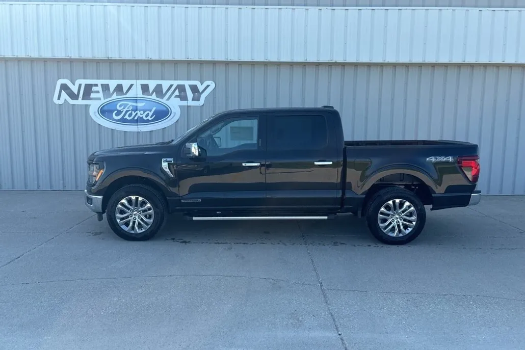 2024 Ford F-150 XLT photo 1