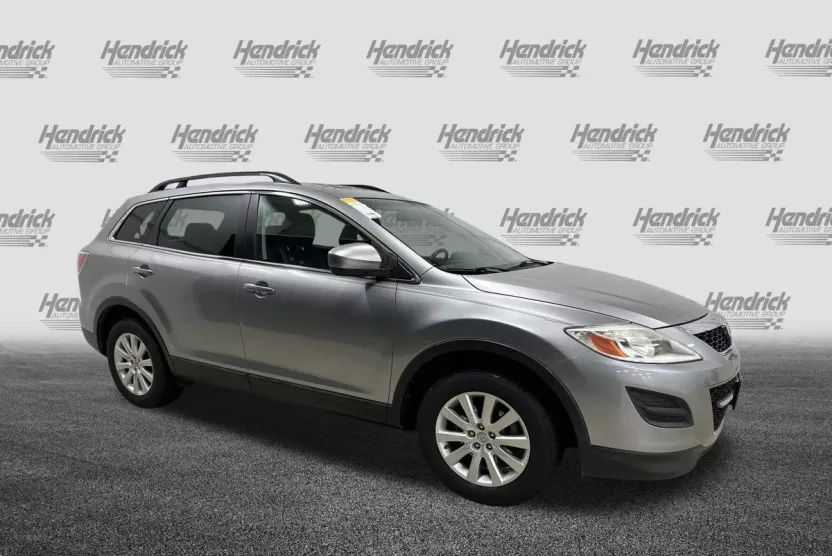 2010 Mazda CX-9 Touring photo 1