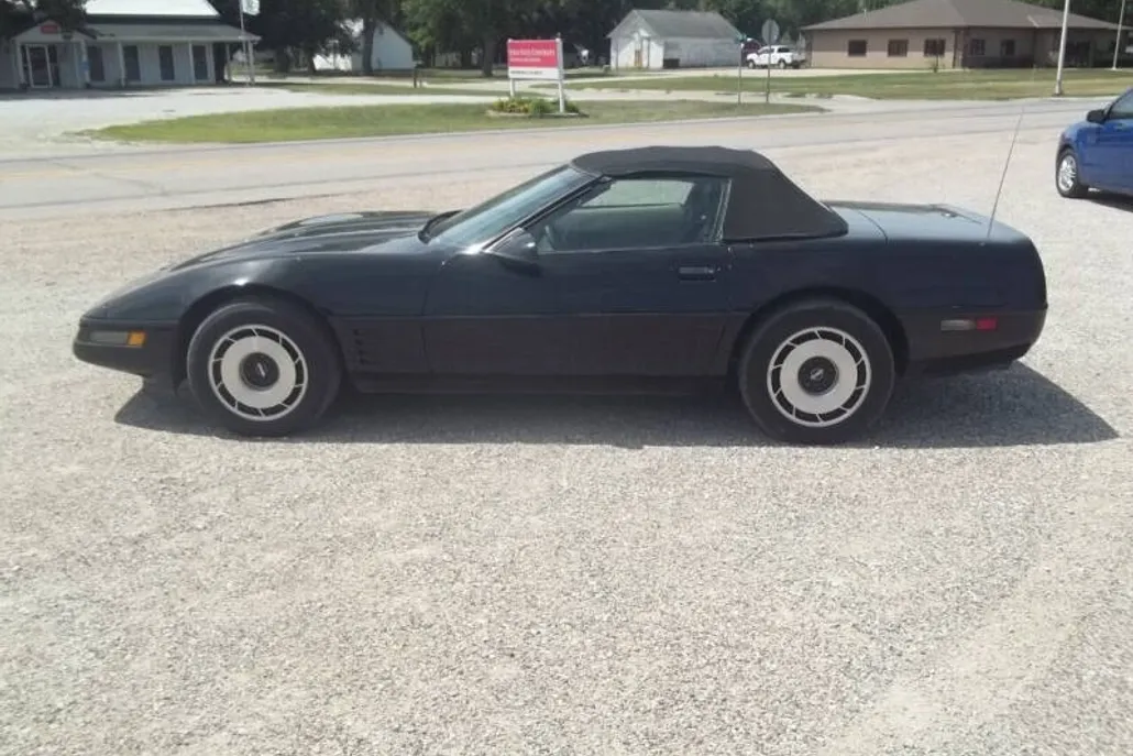 1993 Chevrolet Corvette photo 1