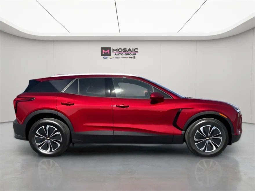 2025 Chevrolet Blazer EV photo 1