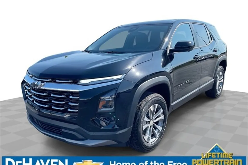 2026 Chevrolet Equinox LT photo 1
