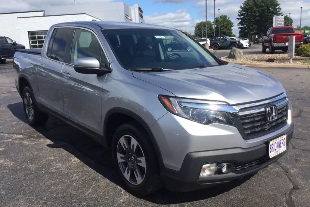 2017 Honda Ridgeline RTL photo 1