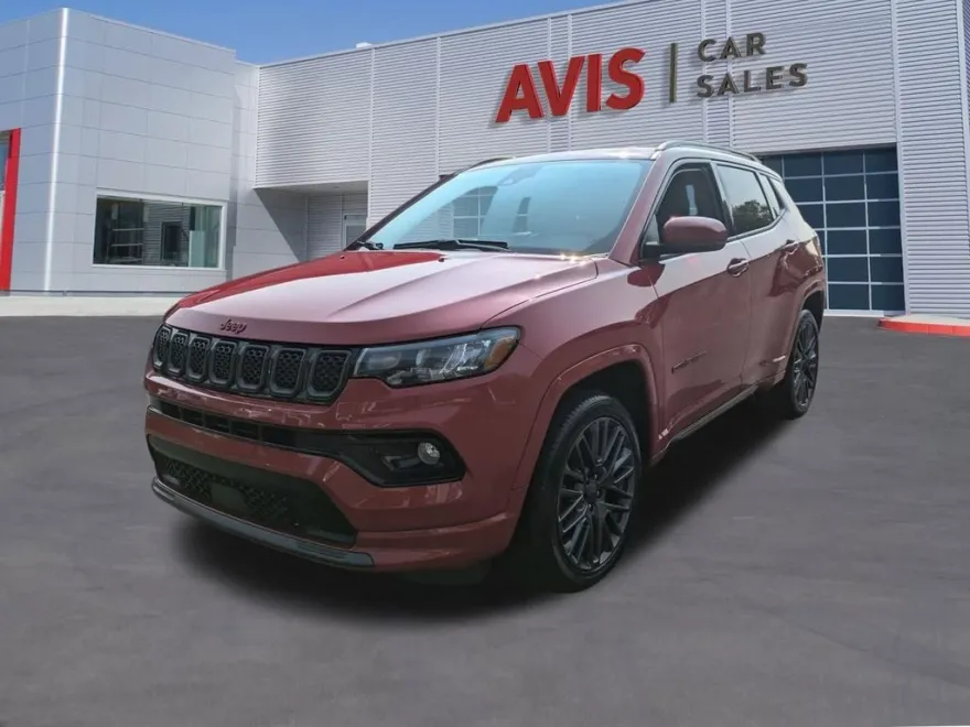 2023 Jeep Compass Limited photo 1