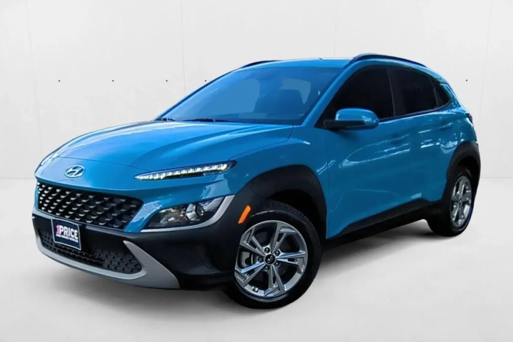 2022 Hyundai Kona SEL photo 1