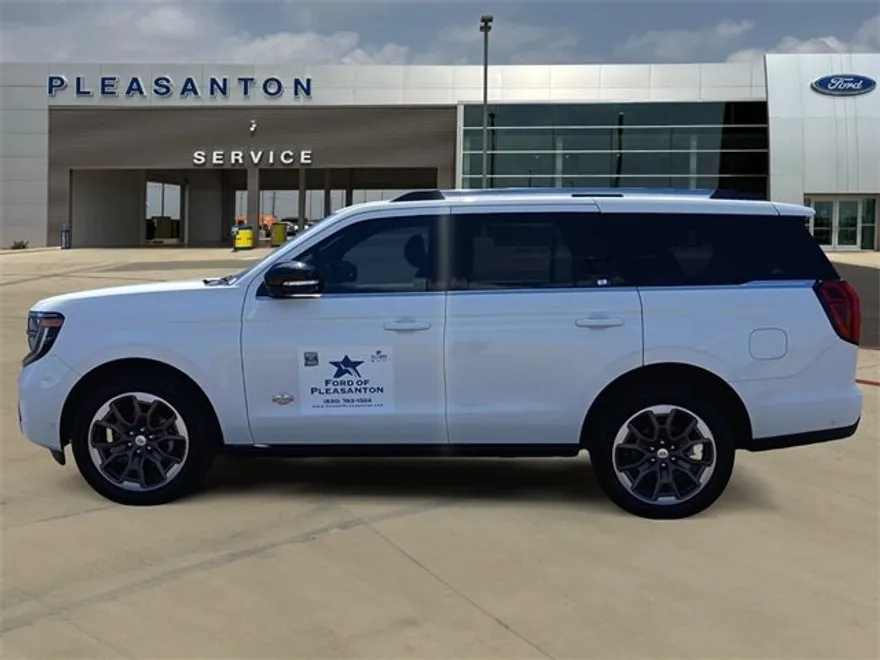 2025 Ford Expedition King Ranch photo 1