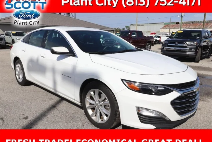 2024 Chevrolet Malibu 1LT photo 1
