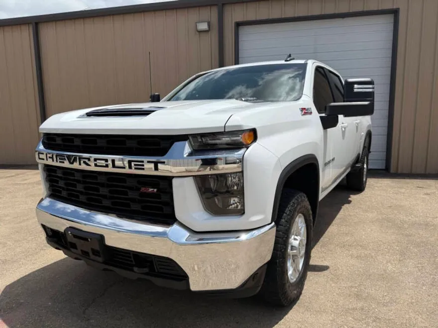 2021 Chevrolet Silverado 2500HD LT photo 1