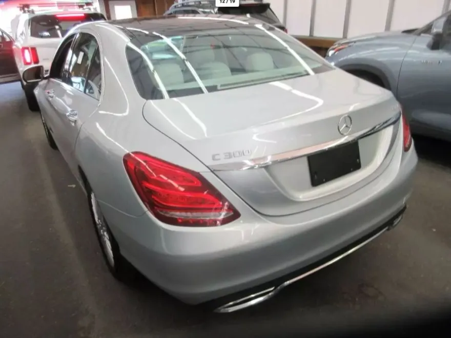 2017 Mercedes Benz C 300 4MATIC Sedan photo 1