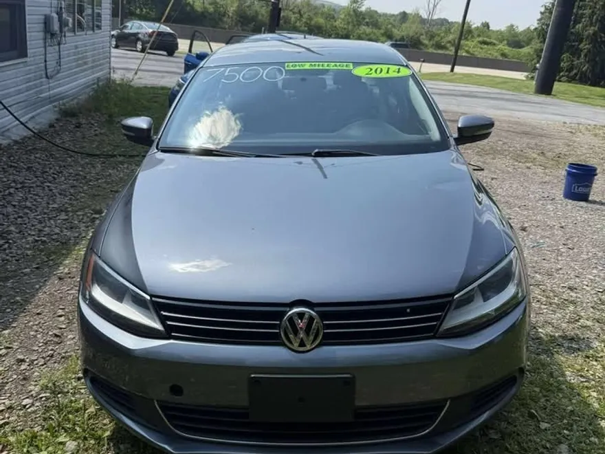 2014 Volkswagen Jetta SE photo 1