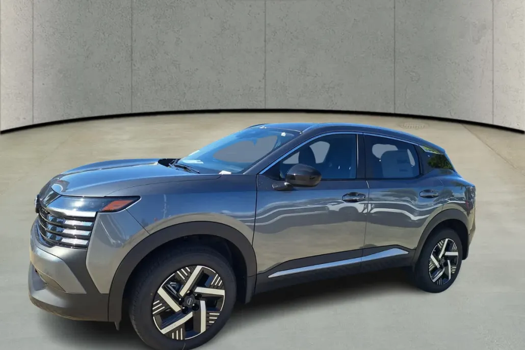 2026 Nissan Kicks SV photo 1