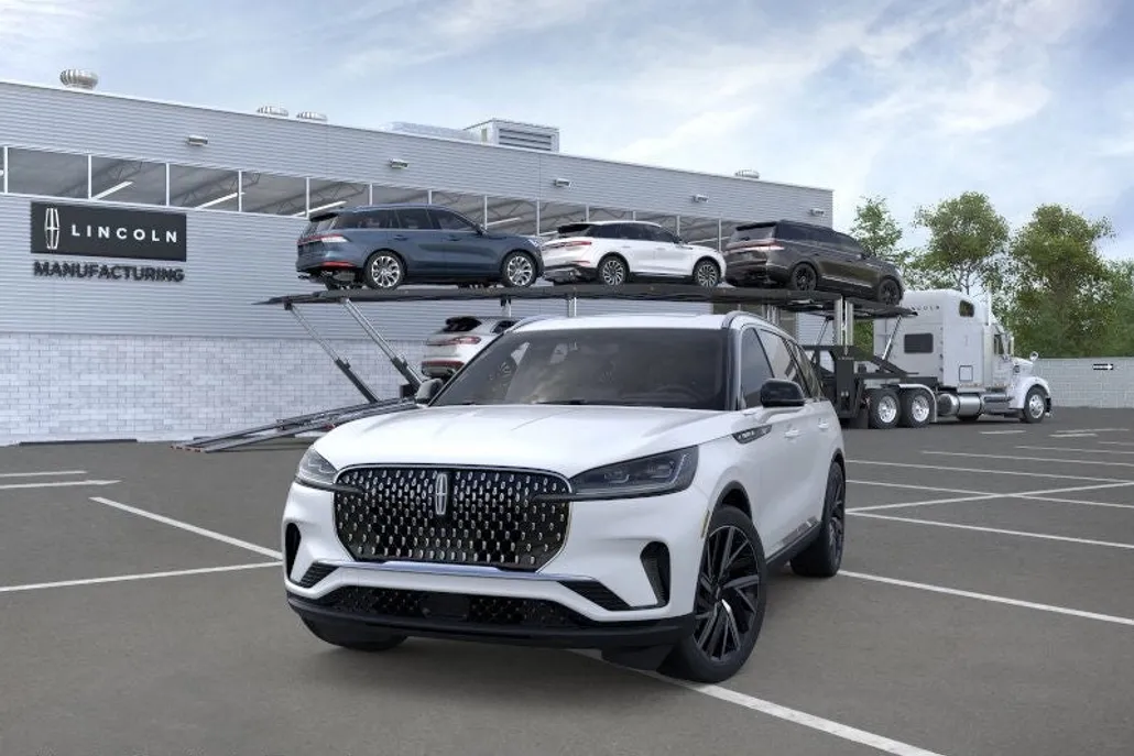 2025 Lincoln Aviator Reserve photo 1