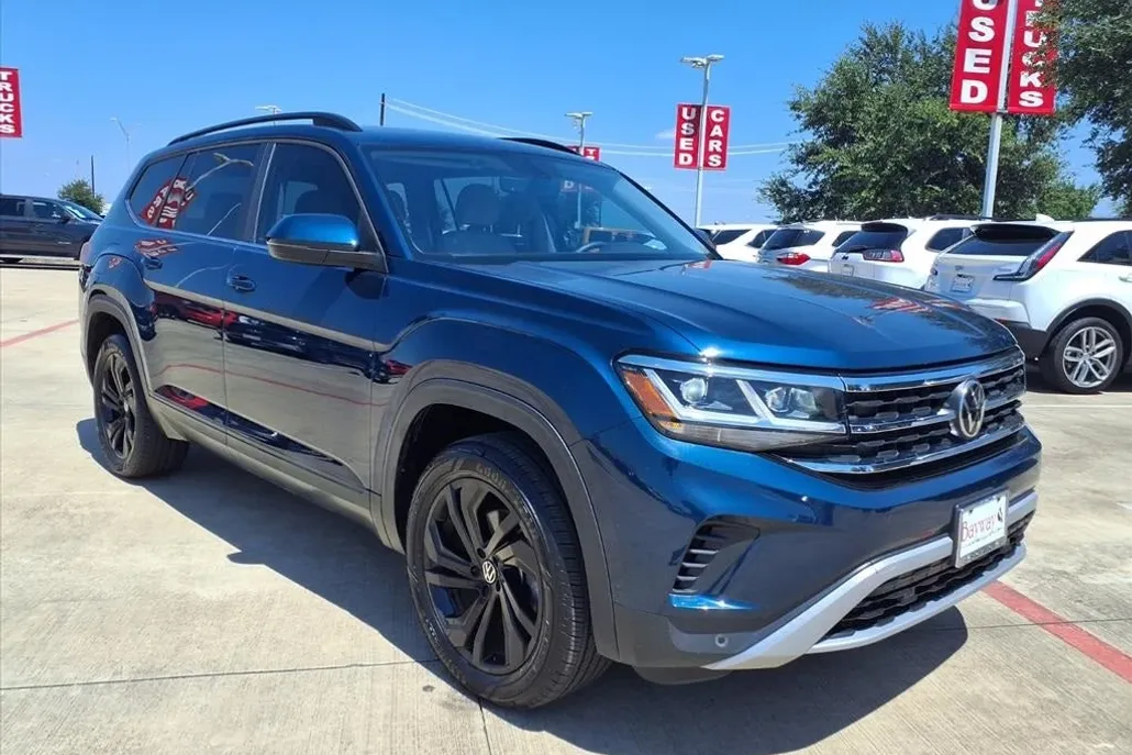 2022 Volkswagen Atlas SE Technology photo 1