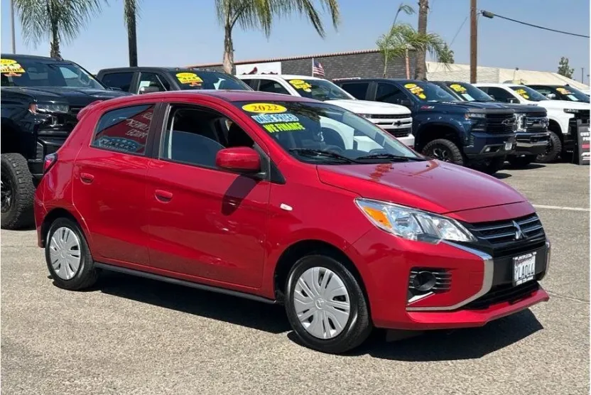 2022 Mitsubishi Mirage LE ES SE photo 1