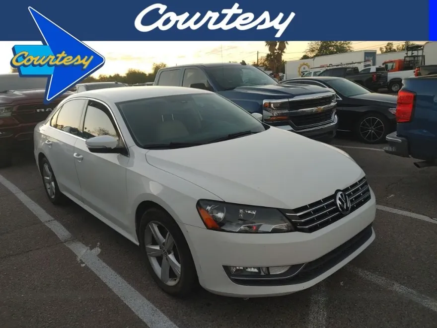 2015 Volkswagen Passat Limited photo 1