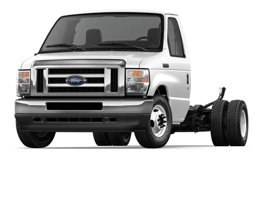 2021 Ford E-450 photo 1