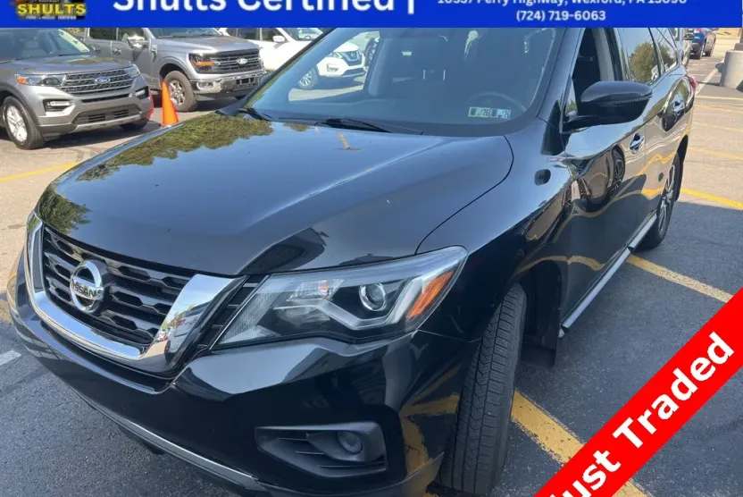 2018 Nissan Pathfinder S photo 1