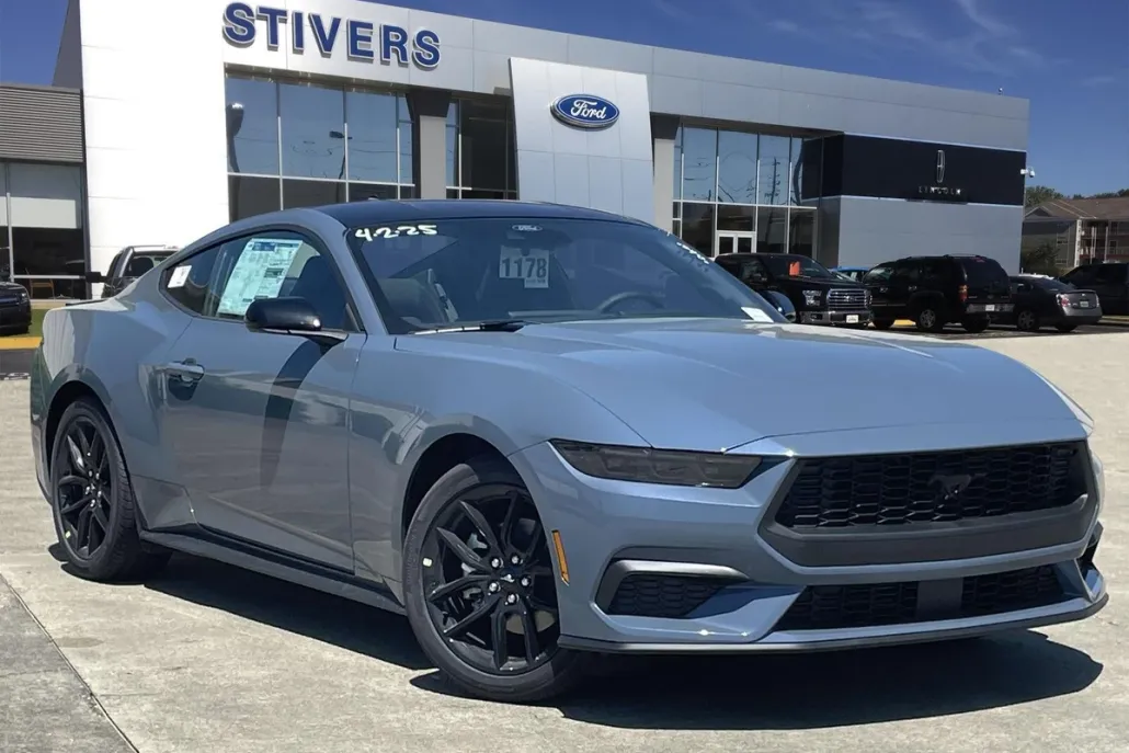 2025 Ford Mustang EcoBoost Premium photo 1