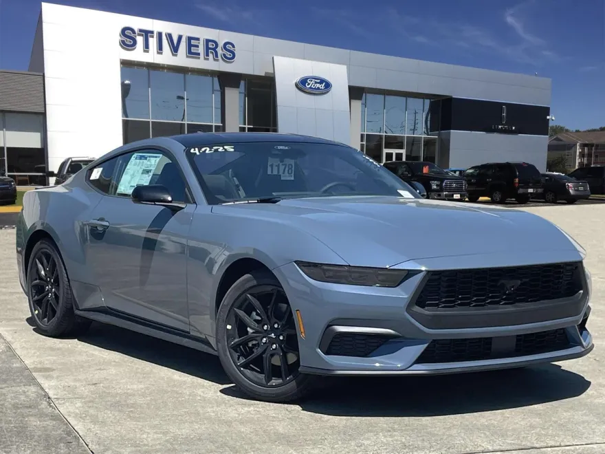 2025 Ford Mustang EcoBoost Premium photo 1