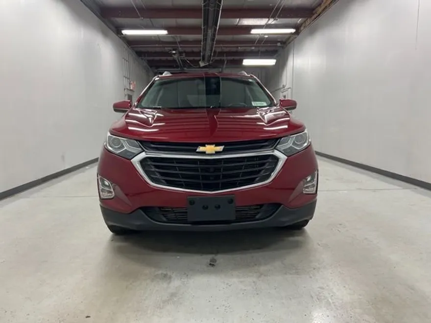 2019 Chevrolet Equinox LT photo 1