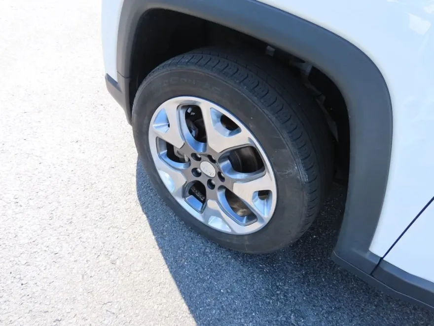 2020 Jeep Compass Limited photo 1