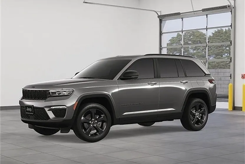 2025 Jeep Grand Cherokee Limited photo 1