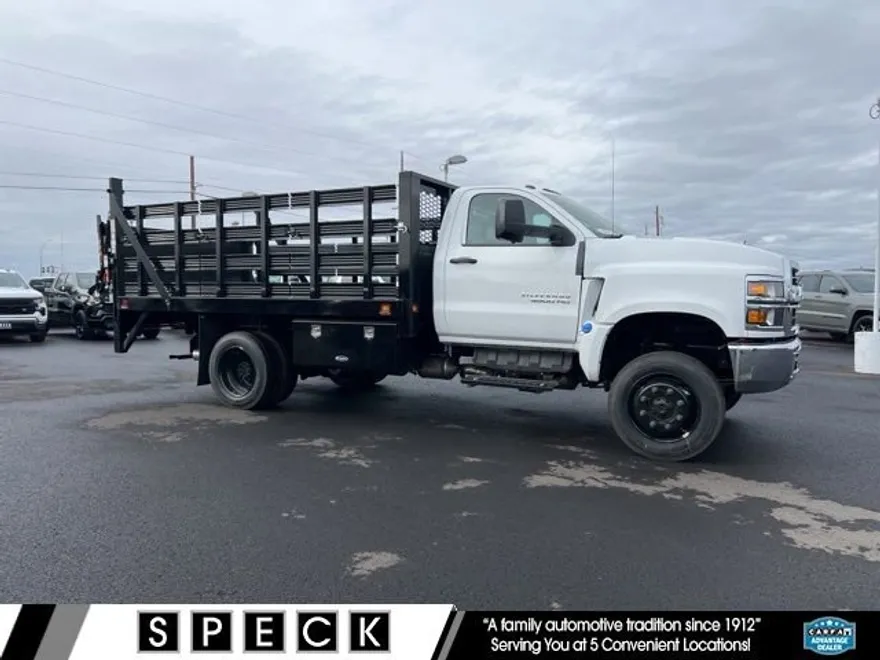 2024 Chevrolet Silverado 5500HD Work Truck photo 1