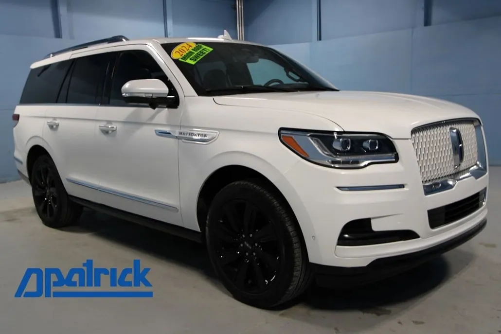 2024 Lincoln Navigator Reserve photo 1
