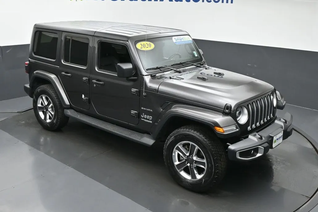 2020 Jeep Wrangler Unlimited Sahara photo 1