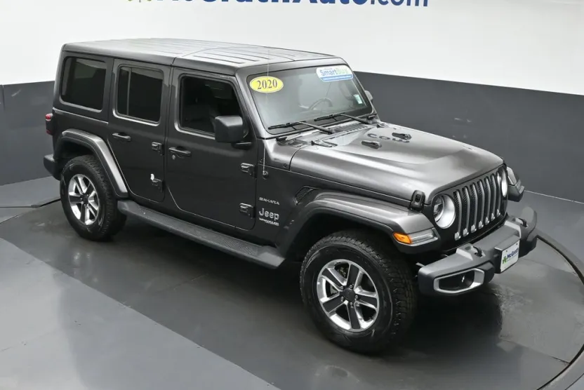2020 Jeep Wrangler Unlimited Sahara photo 1