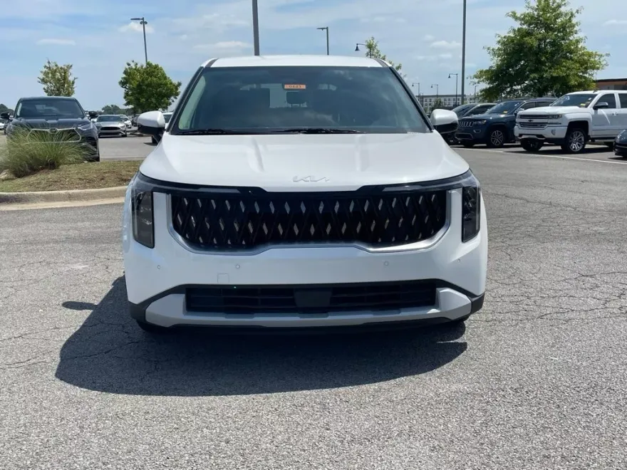 2026 Kia Carnival LXS photo 1